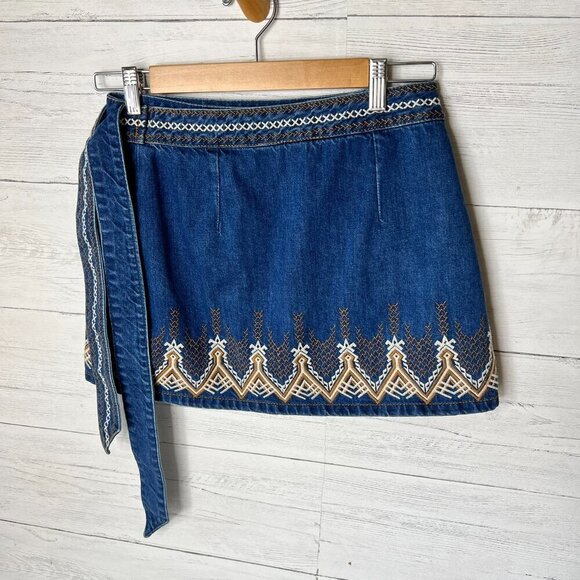 Free People Skirt Womens Size 0 Dream Away Denim Embroidered Wrap Tie Aztec - Picture 11 of 16